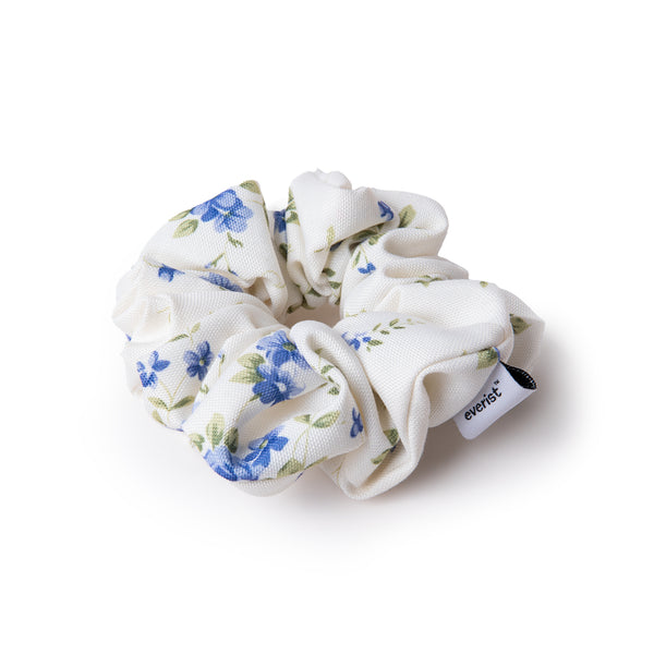 【DAISY SYNDROME】ESSENTIAL SCRUNCHIE white The Upcycled Scrunchie – Everist